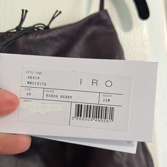 1 LEFT! CLOSET CLOSING IRO Hita Ruffled Leather Mini Skirt Sz 6 (Fr 38) in Berry - Picture 5 of 7